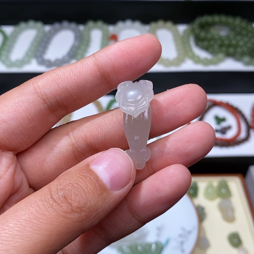 【闪购商品】和田玉颈饰未镶嵌小*云
