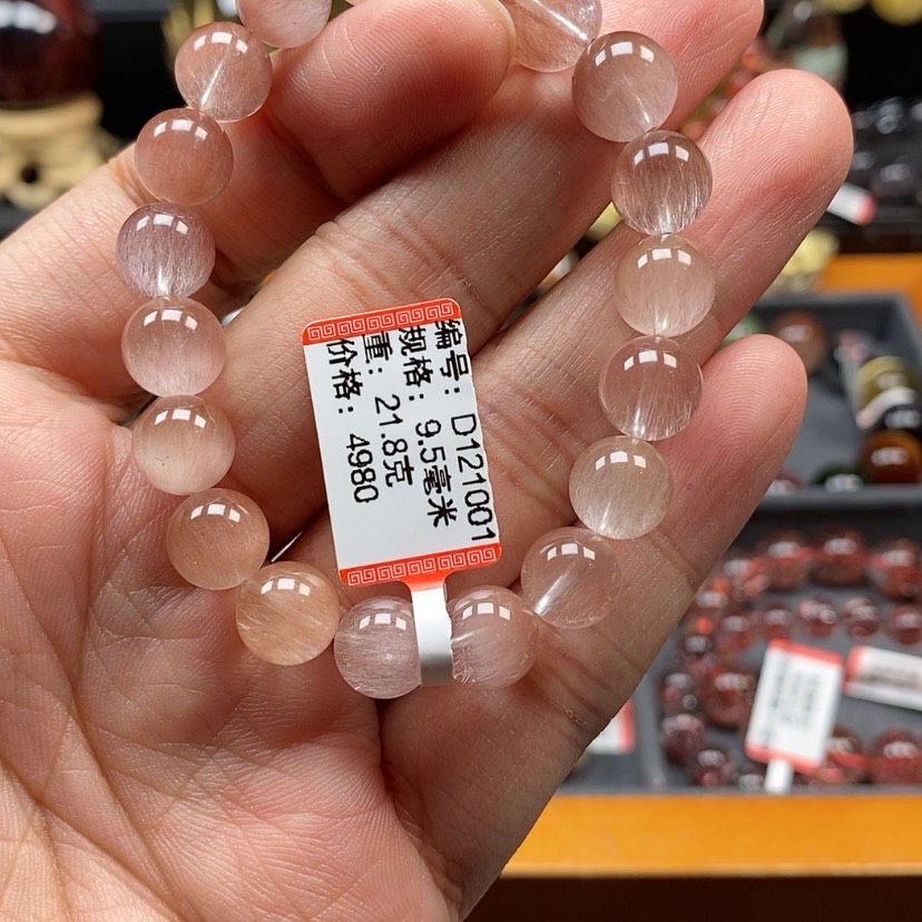 【闪购商品】水晶手链9未镶嵌三***?