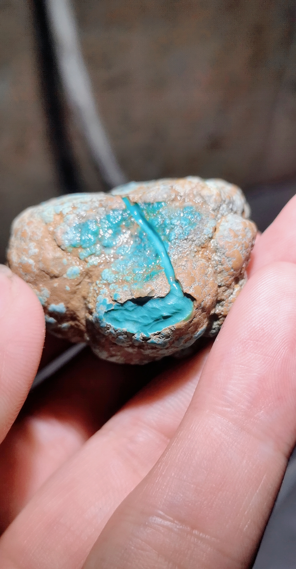 湖北省原矿高瓷蓝戒指