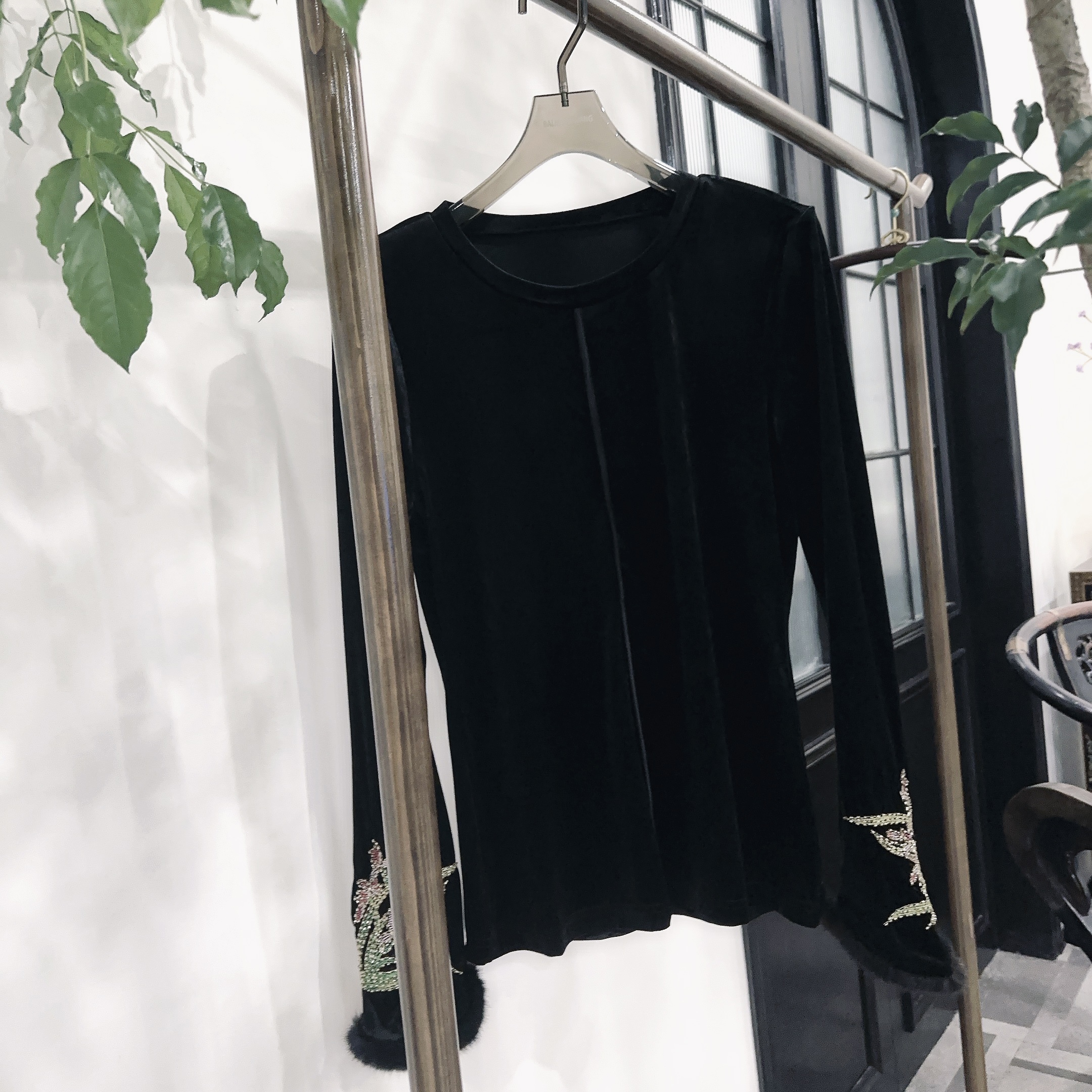 Betty Bairn【夕瑶】新中式斜口圆领打底上衣24B-BW6702