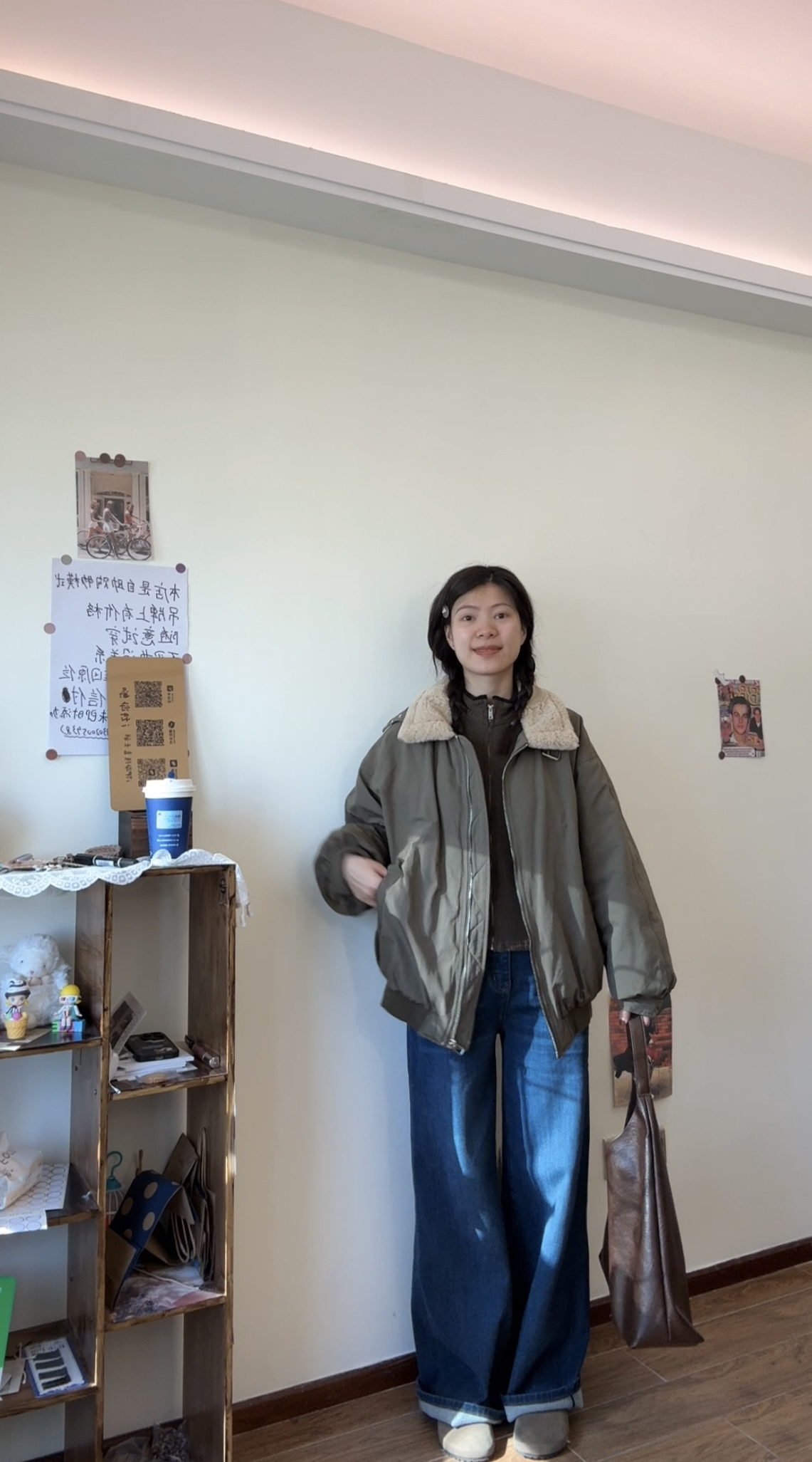 价格链接>>韩版毛领拼接工装派克服女外套加厚保暖夹羽羽外套