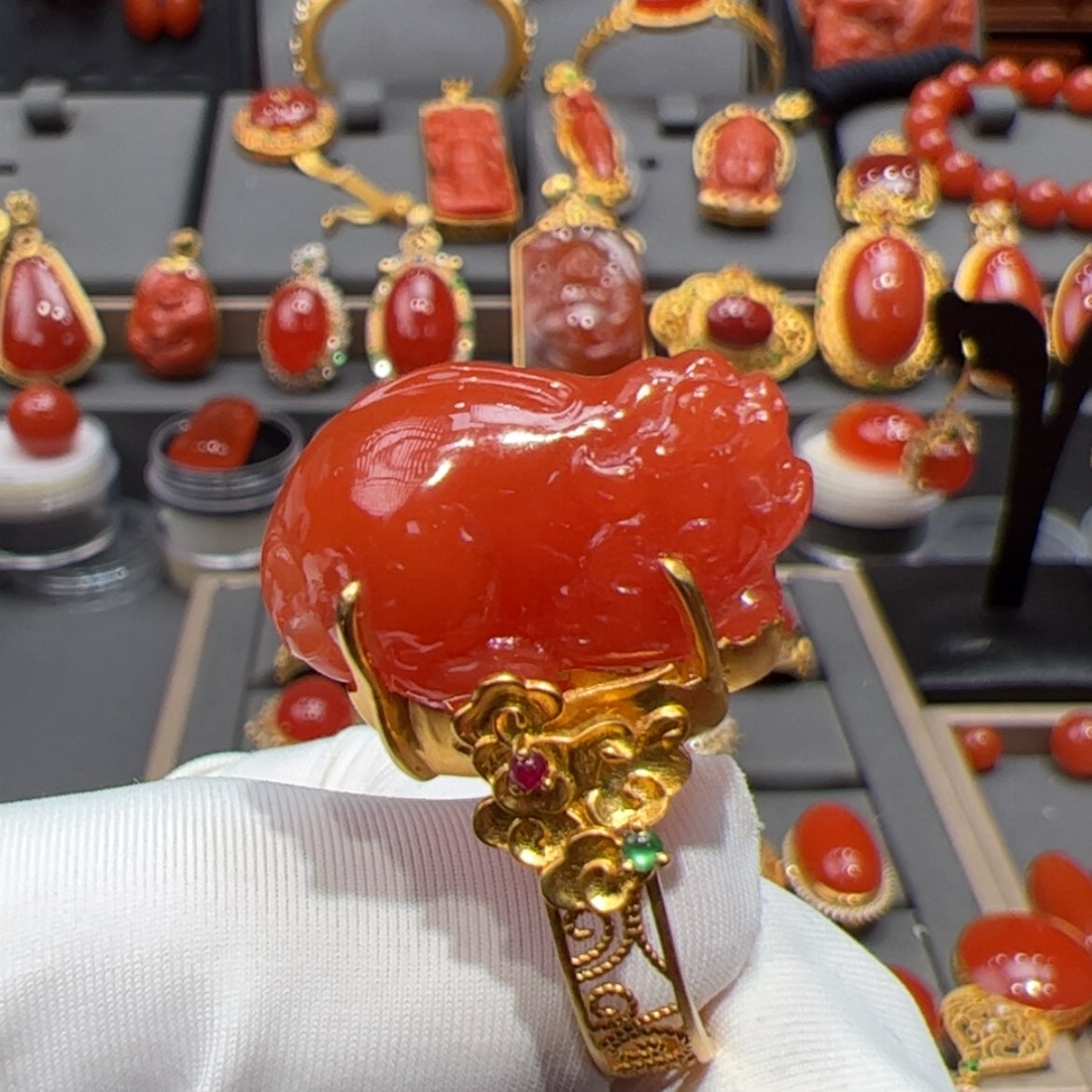 【闪购商品】南红玛瑙18K精品貔貅戒指未镶嵌我****成