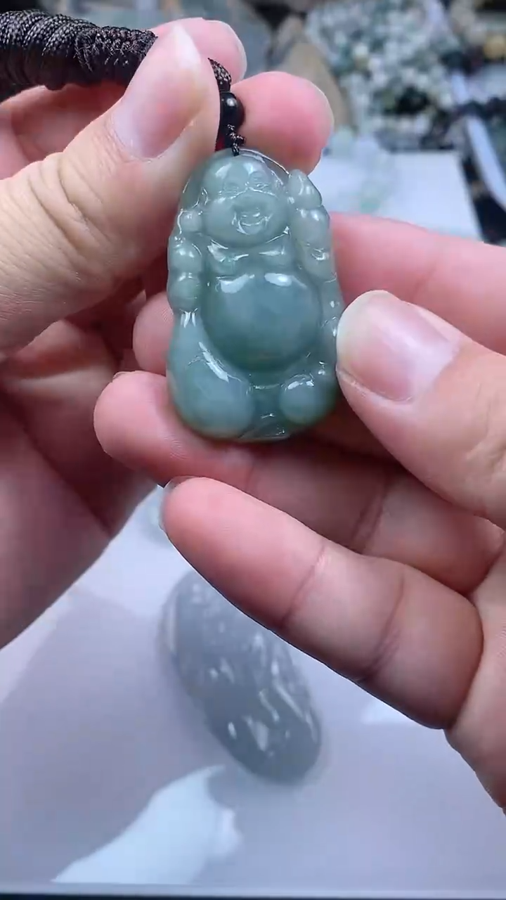 【闪购商品】翡翠颈饰未镶嵌.