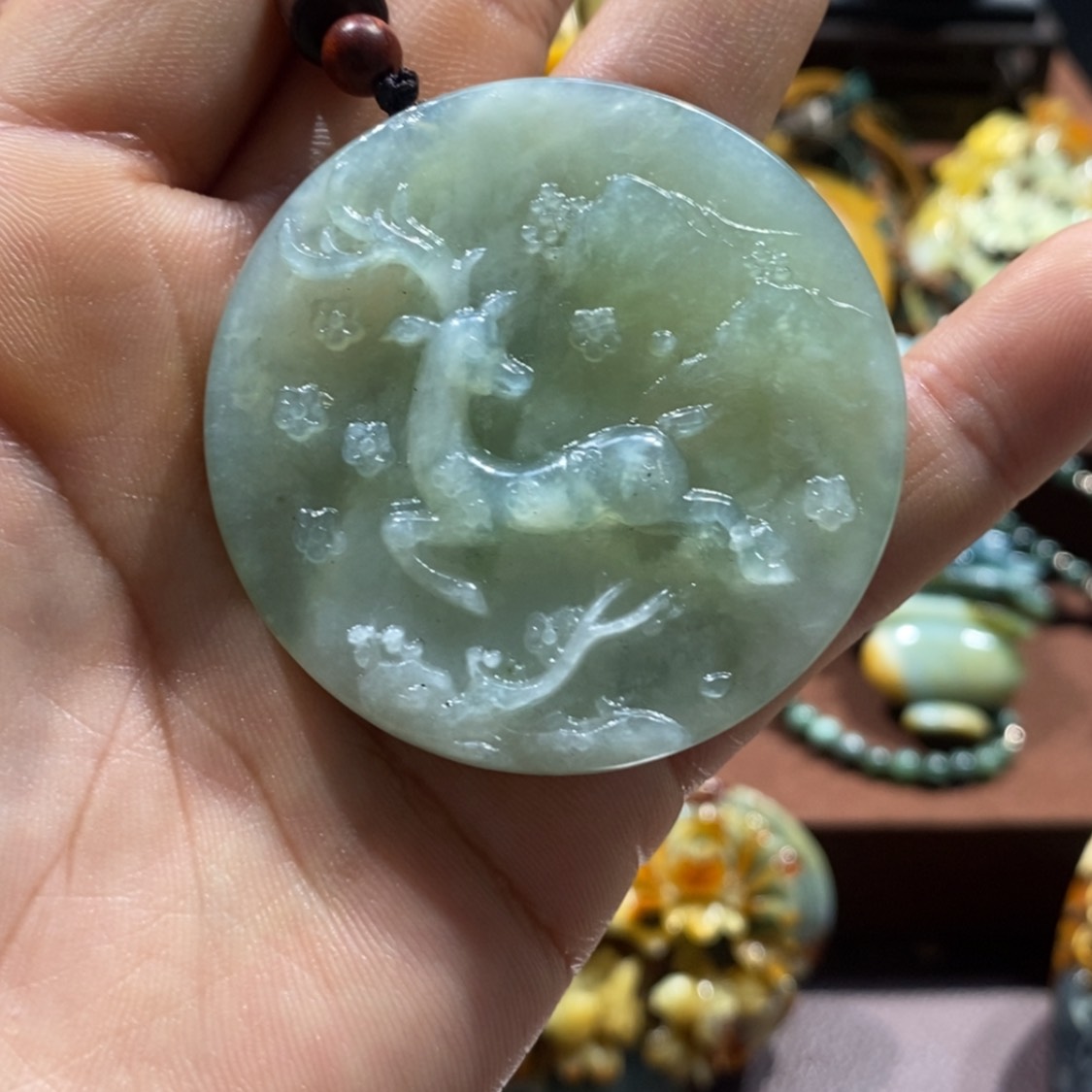 【闪购商品】蛇纹石玉颈饰未镶嵌