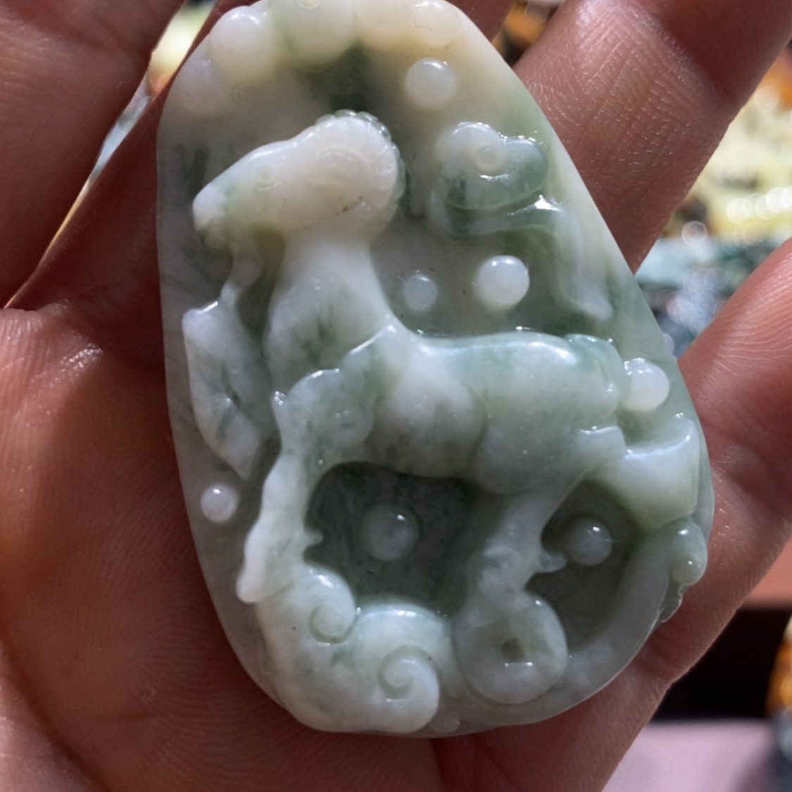 【闪购商品】蛇纹石玉颈饰未镶嵌