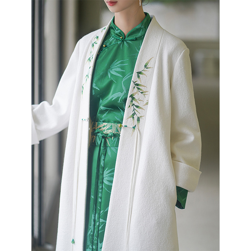 初蝉新中式国风大衣女秋冬长款气质高端刺绣毛呢开衫外套1001-N