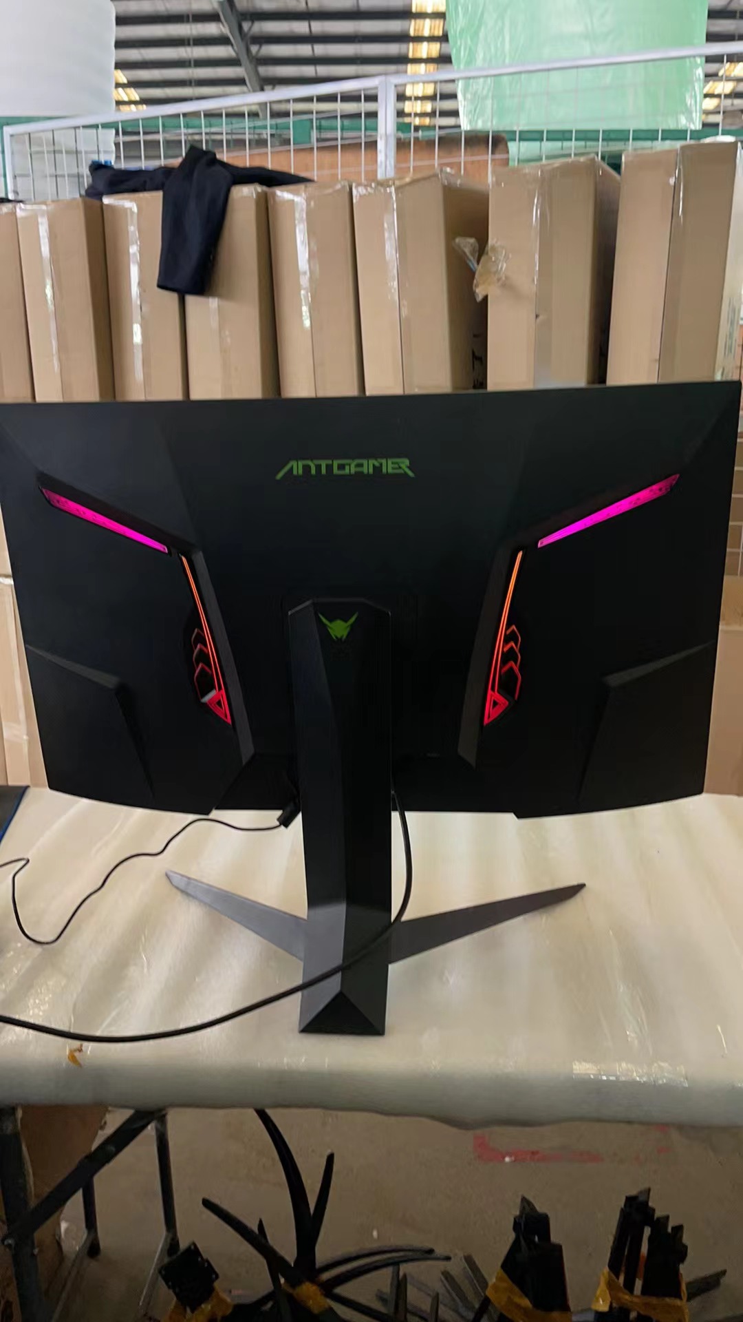 9新 HKC/惠科 二手HKC绿蚂蚁32寸1K200HZ高刷高清显示器