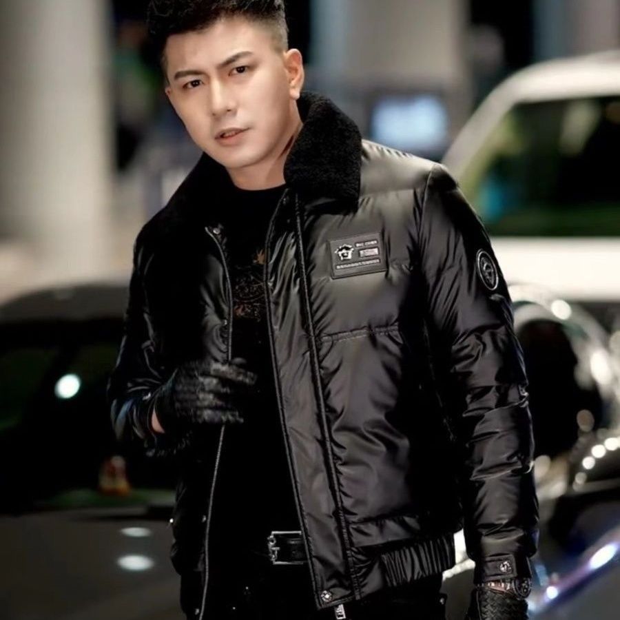 冬季男士新款羽绒服外套黑色百搭轻奢流行高级感保暖舒适机车夹克