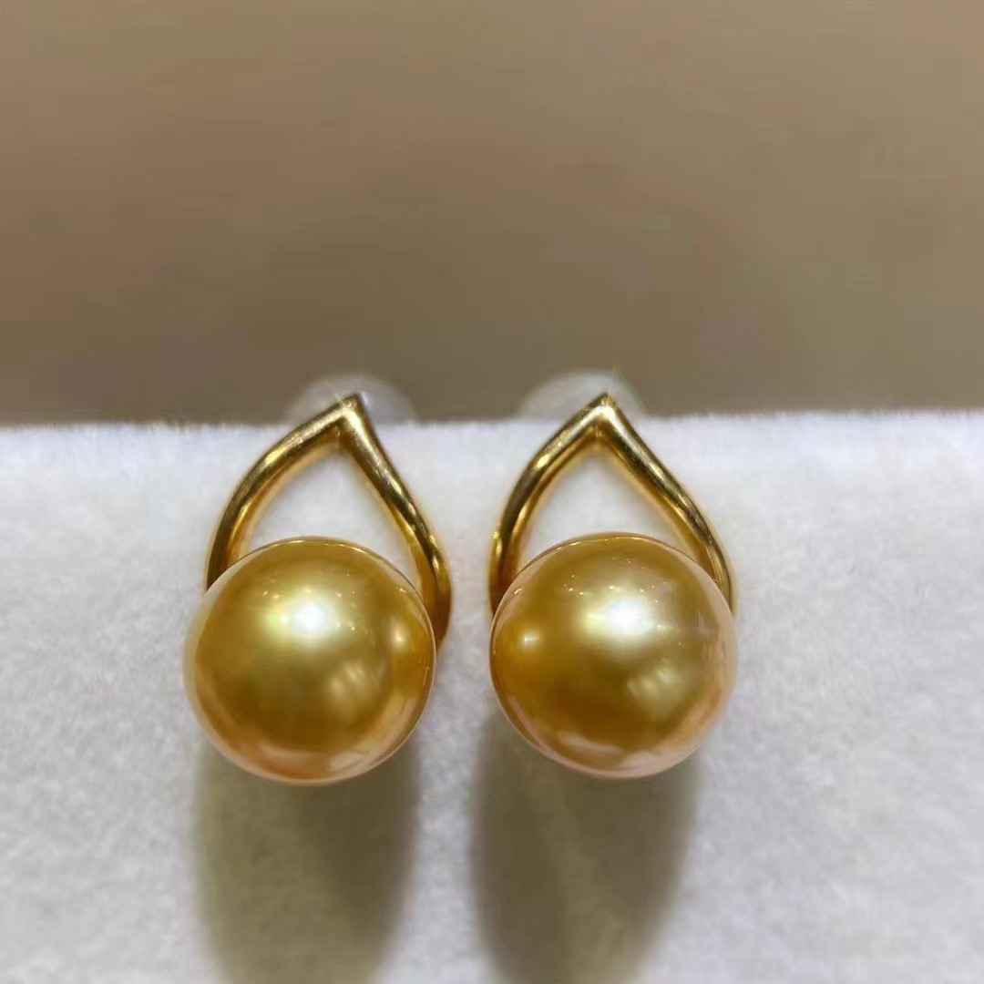 简约菲律宾金珠耳环 8-9mm 正圆极光 微瑕18K