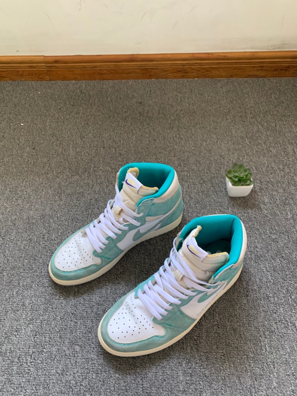 95新 NIKE/耐克 aj1蒂蒂尼绿 45码 原盒配件齐全 好成色 磨损小