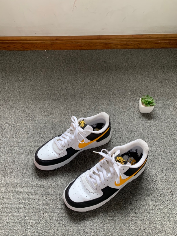 95新 NIKE/耐克 af1taxi空军一号 42.5码 没鞋盒 穿几次 磨损小