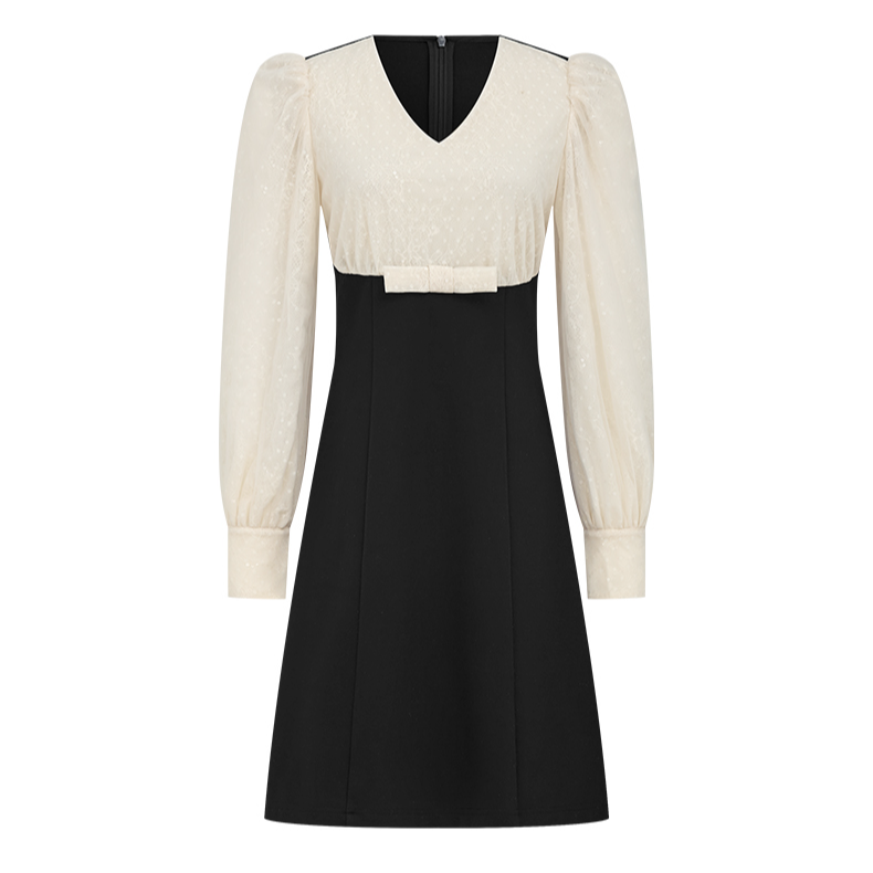 【籽言专属】曼德诗V领连衣裙2024春装新款珠片蕾丝拼接工艺中裙