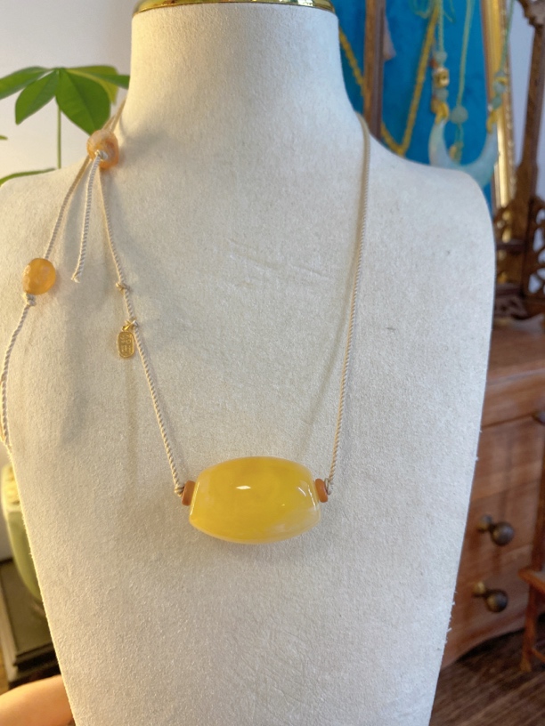 蜜蜡马蹄项链，设计款