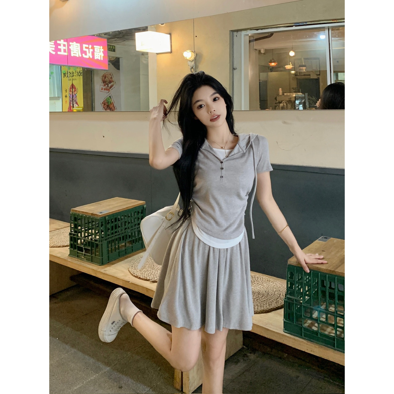 大码小众高级针织连帽衫百褶半裙女夏季新款显瘦休闲运动套装