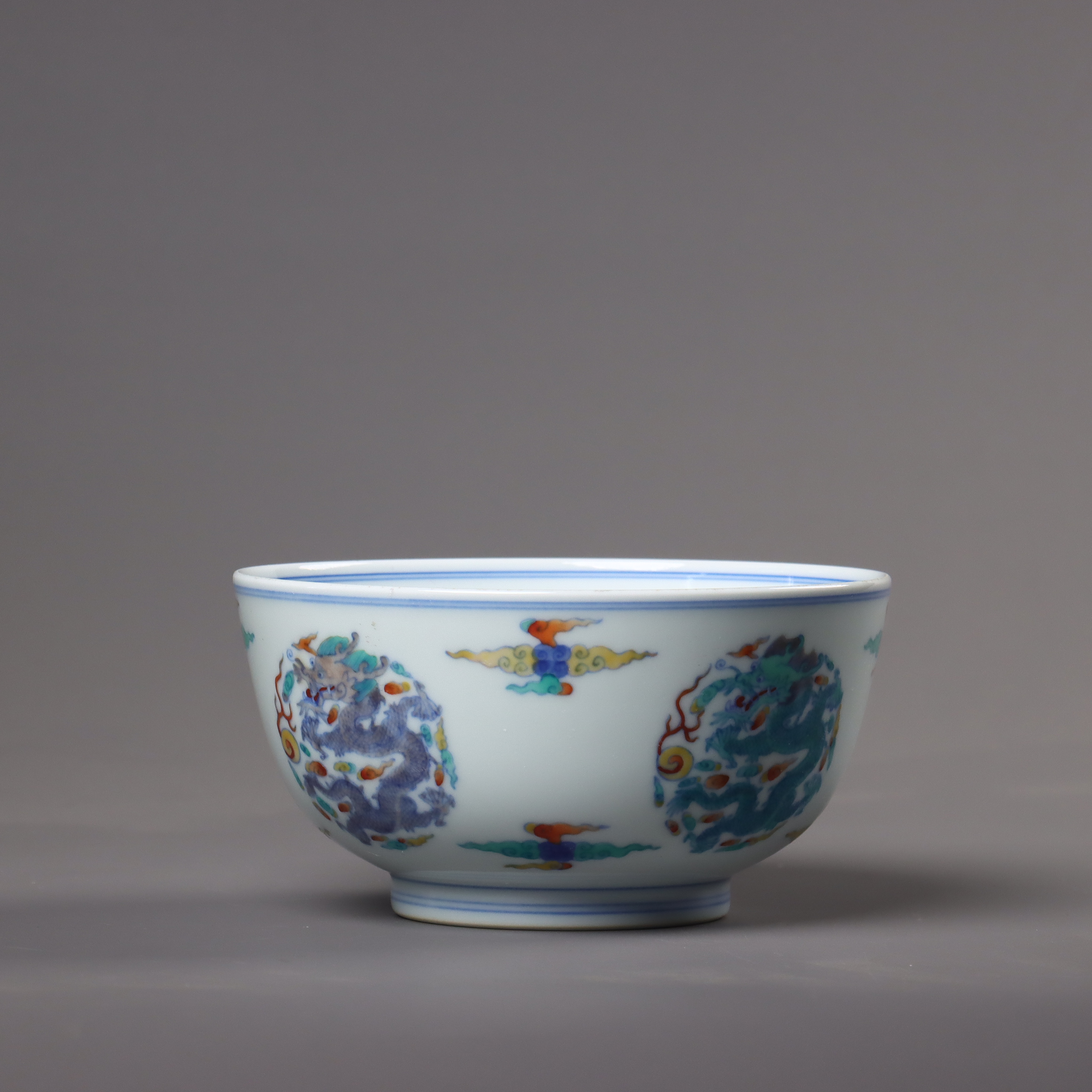 【清雍正】斗彩团龙纹碗（口径14.5cm）753