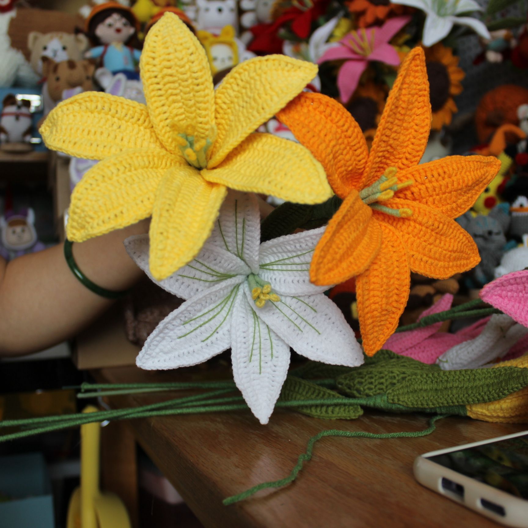 【95  】钥匙扣毛线百合花钩织百合花玩偶手机链礼物【成品】