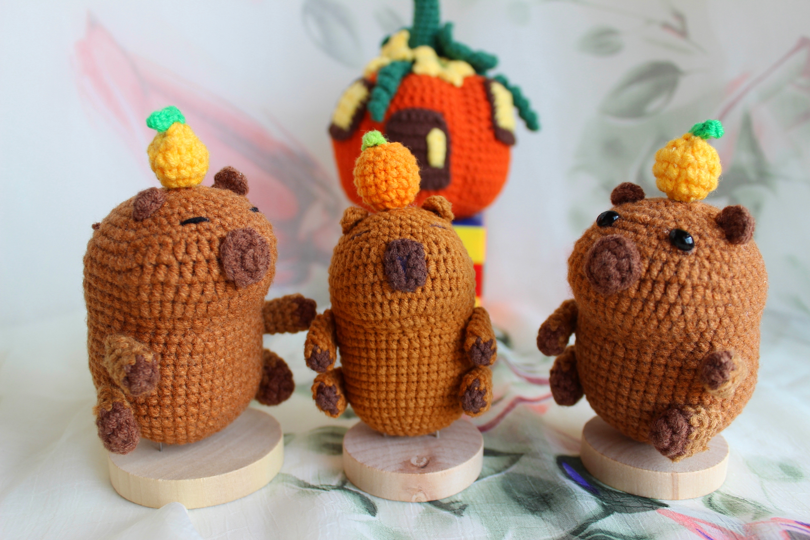 【42】卡皮巴拉毛线钩织圣诞万圣节小幽灵挂件创意礼物定制现货