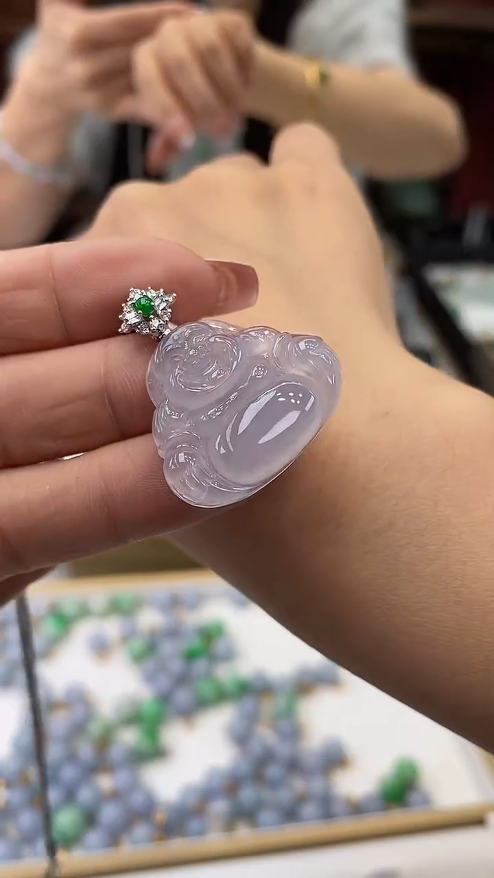 【闪购商品】翡翠颈饰18K金镶嵌佛公