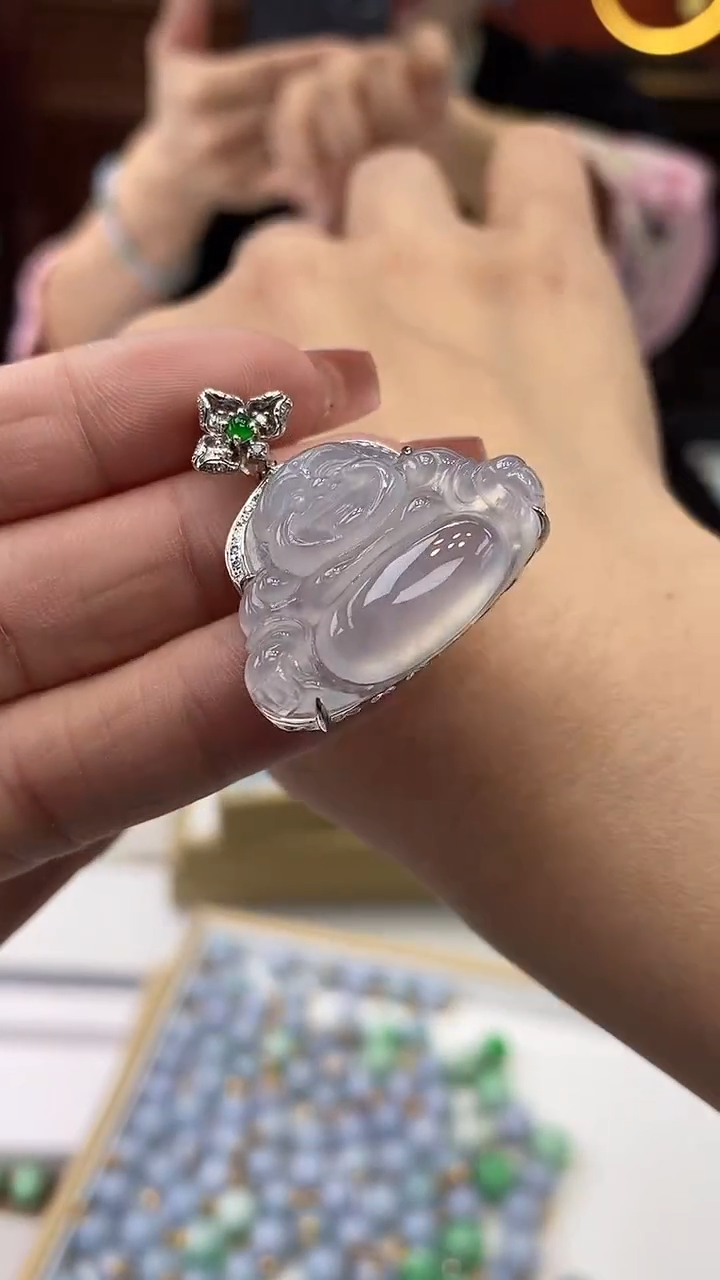 【闪购商品】翡翠颈饰18K金镶嵌佛公