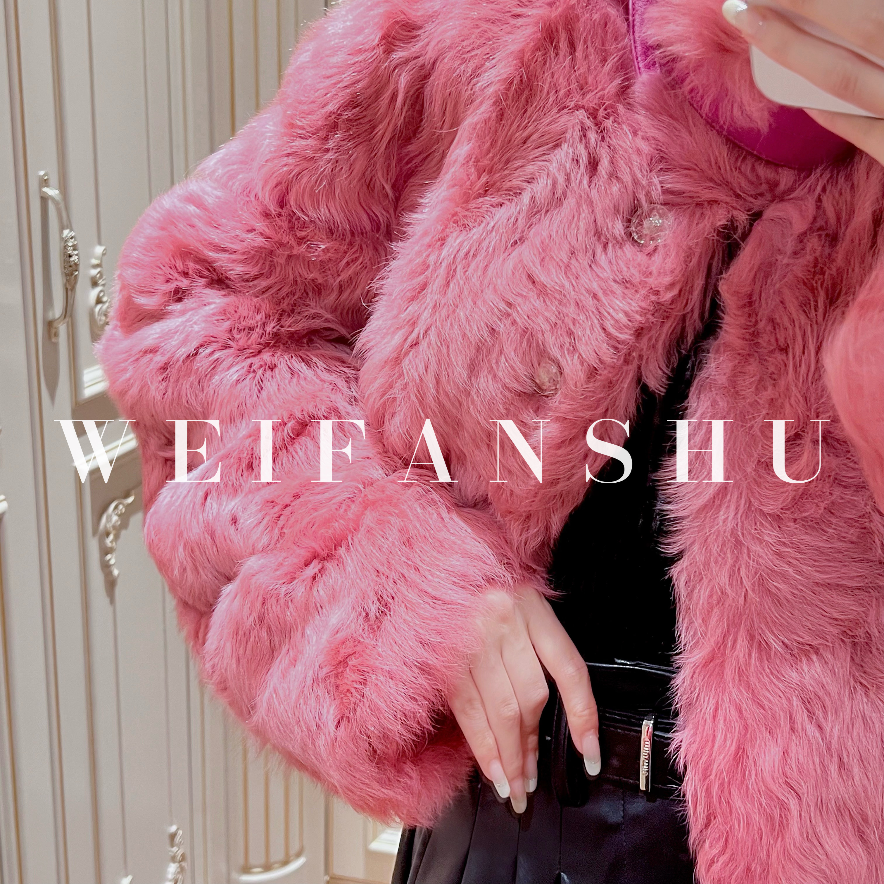 WEIFANSHU/魏凡舒【蜜桃欧尼】羊毛外套甜美洋气轻奢保暖高贵女装