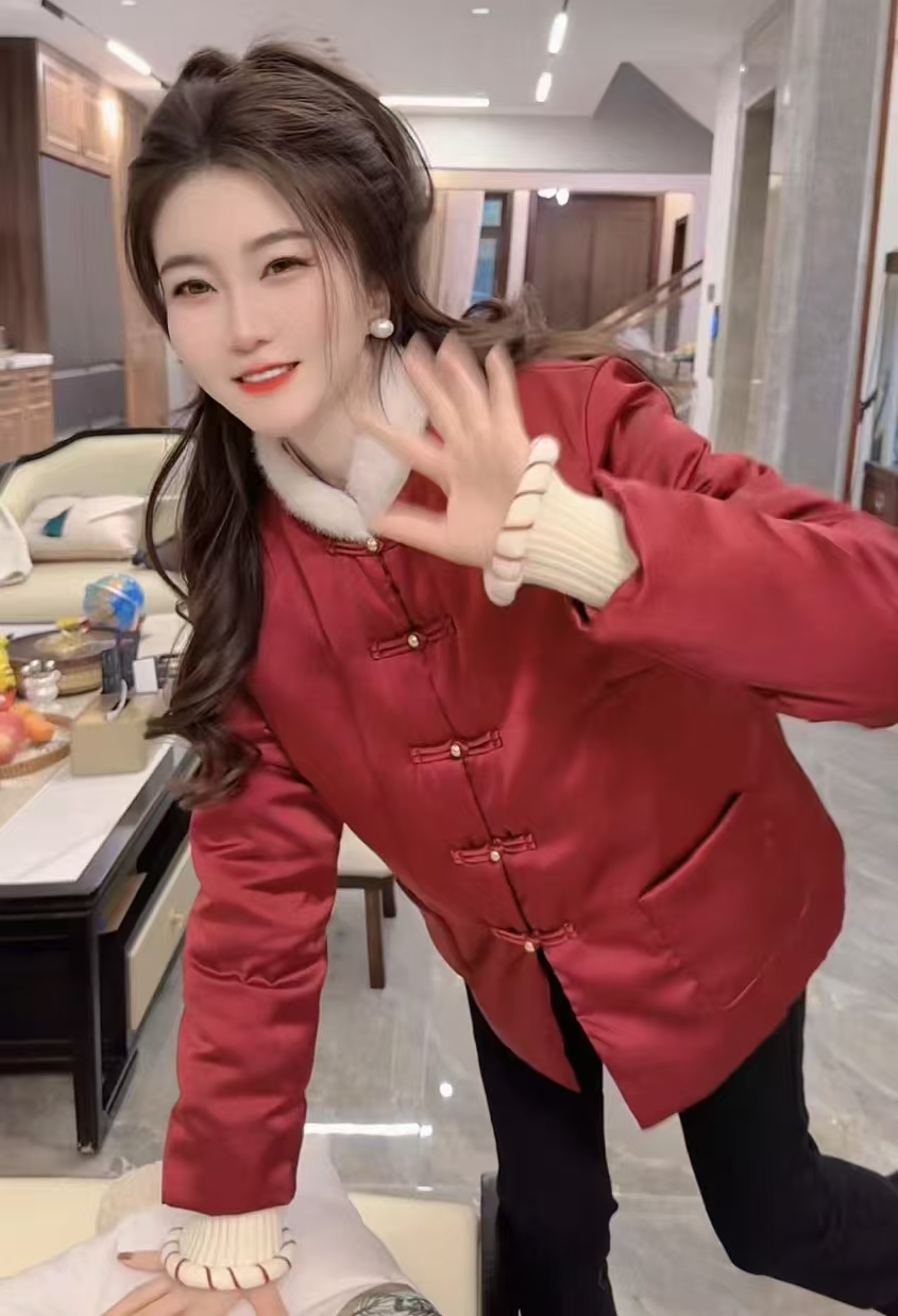 『小年服F』新款简约设计款百搭时尚款休闲羽绒服8603