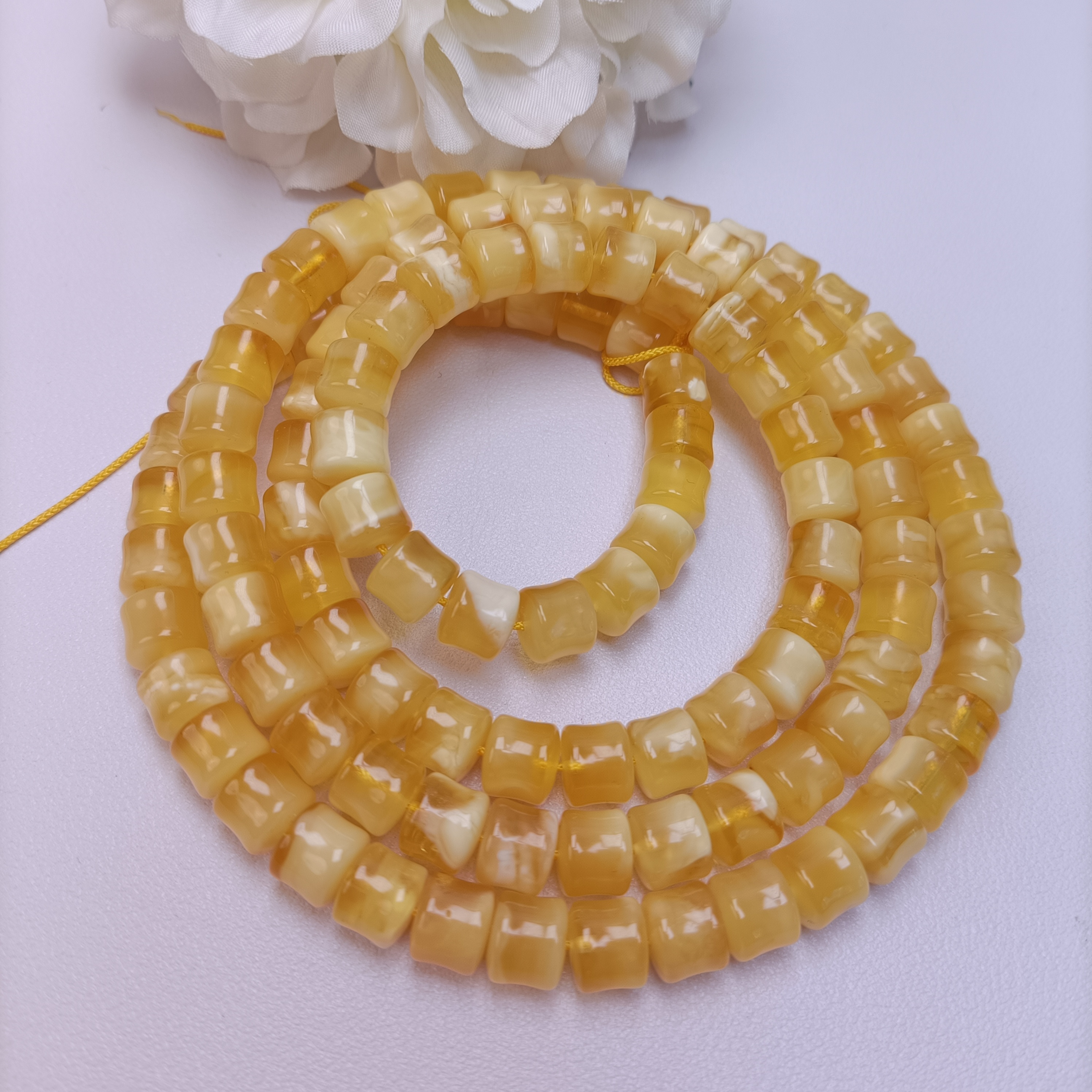 俄料蜜蜡金溶洞妖花8.6精工竹节108佛珠精品工艺（天然原矿）~1939