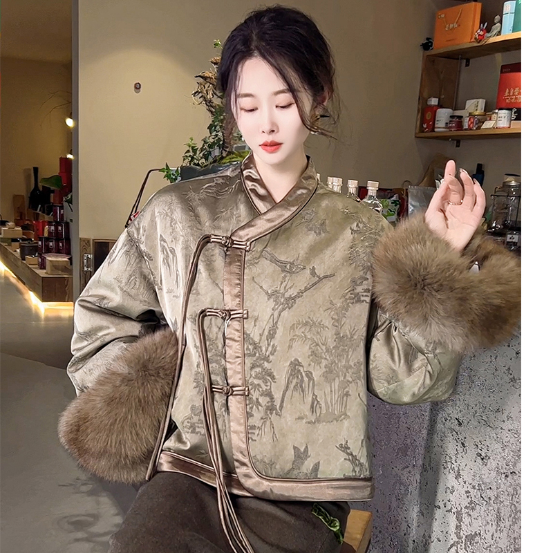 进口狐狸毛白鹅绒新中式羽绒服女秋冬浮雕提花刺绣上衣外套YR2372