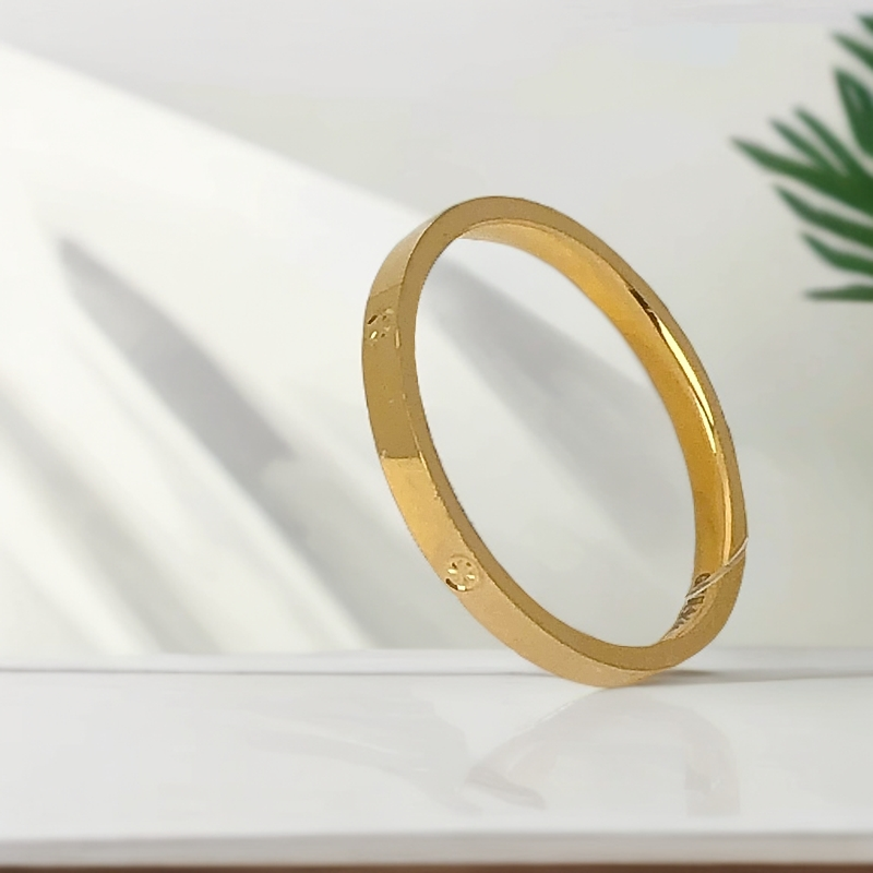 【聚鑫黄金】足金999 窄米字镜面戒指简约时尚，简洁大气，低调奢华。
