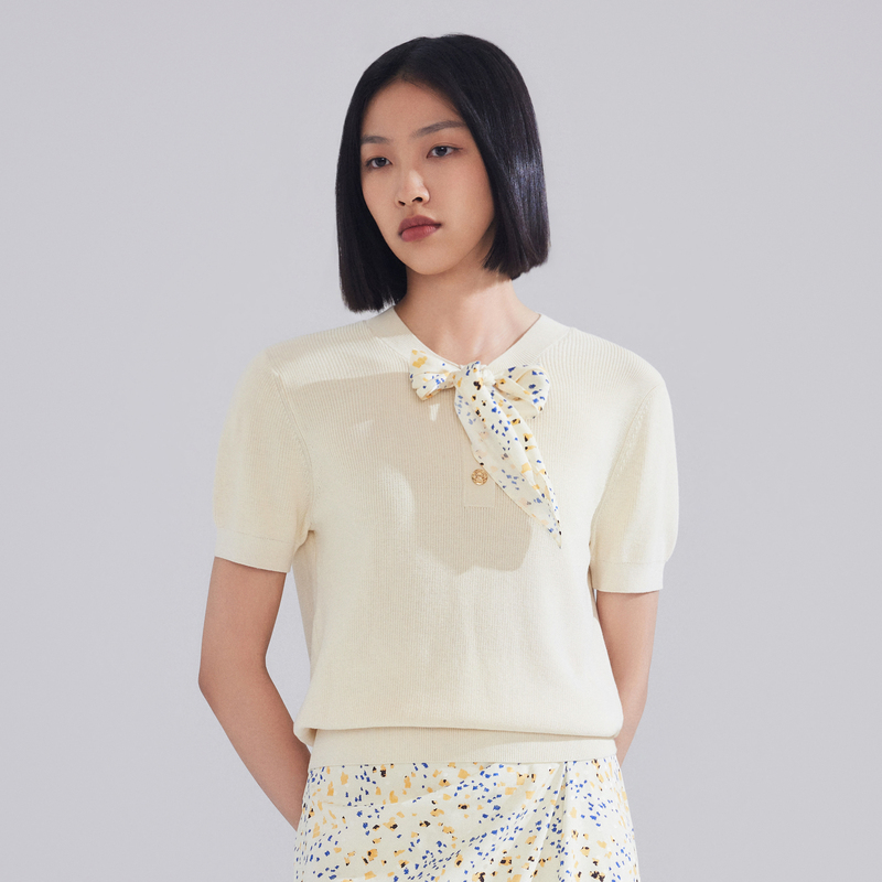 【粉丝专属】【丝·语】24夏季系带圆领针织套头衫米黄色LMFB3AKPR901