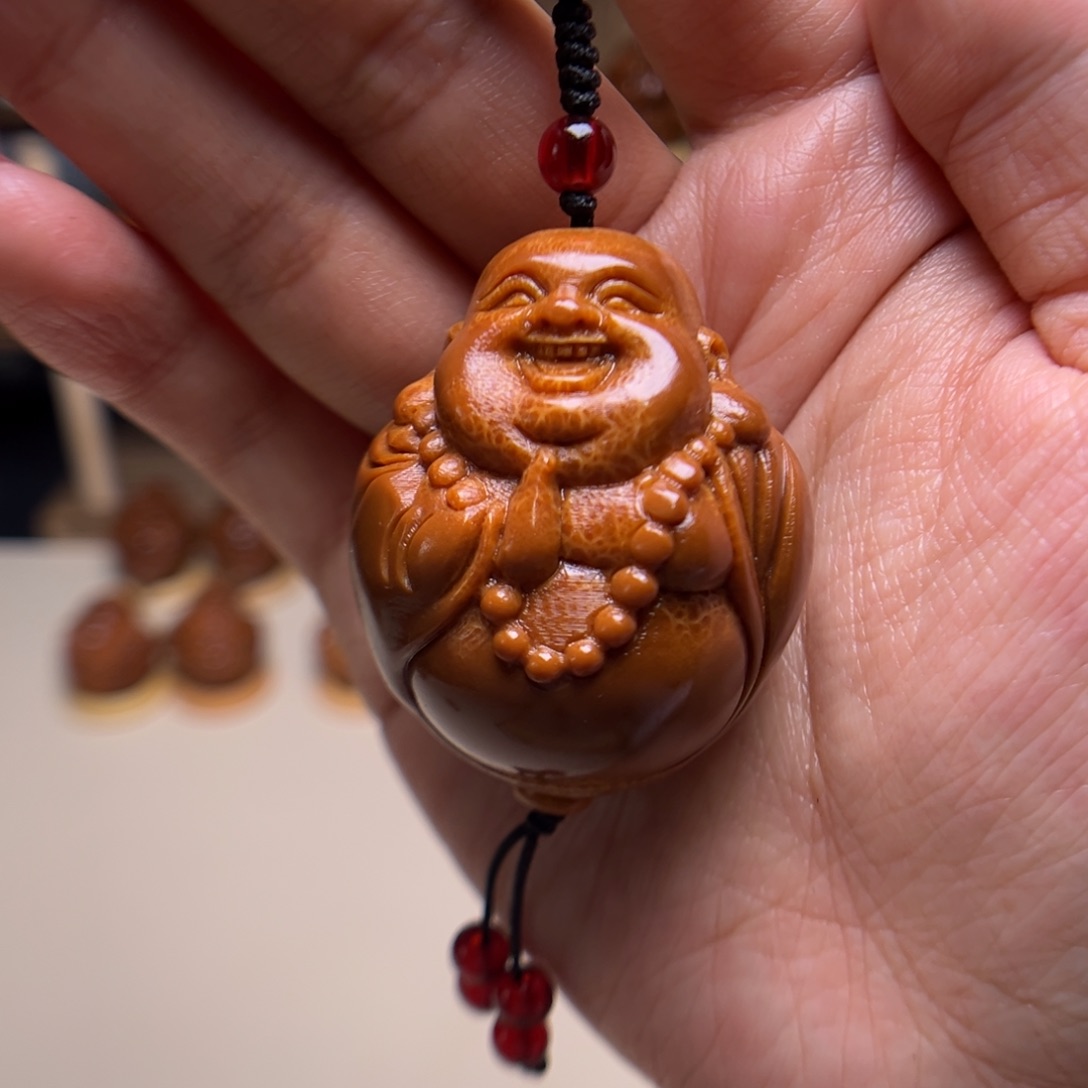 橄榄核核雕三五左右弥勒竹圈