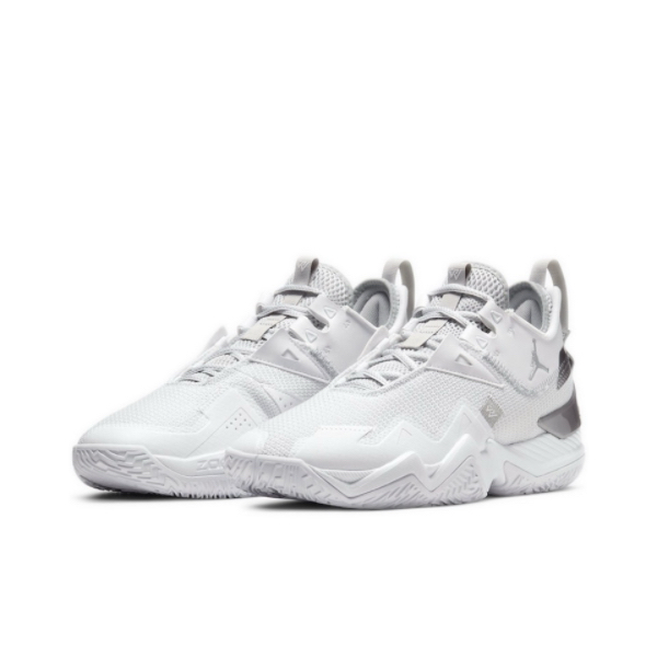 NIKE/耐克 Jordan 威少1代气垫减震中帮复古运动篮球鞋 0781