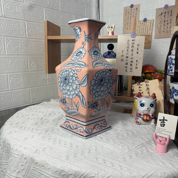 陶瓷四方花瓶皮粉色四方桌面花瓶摆件