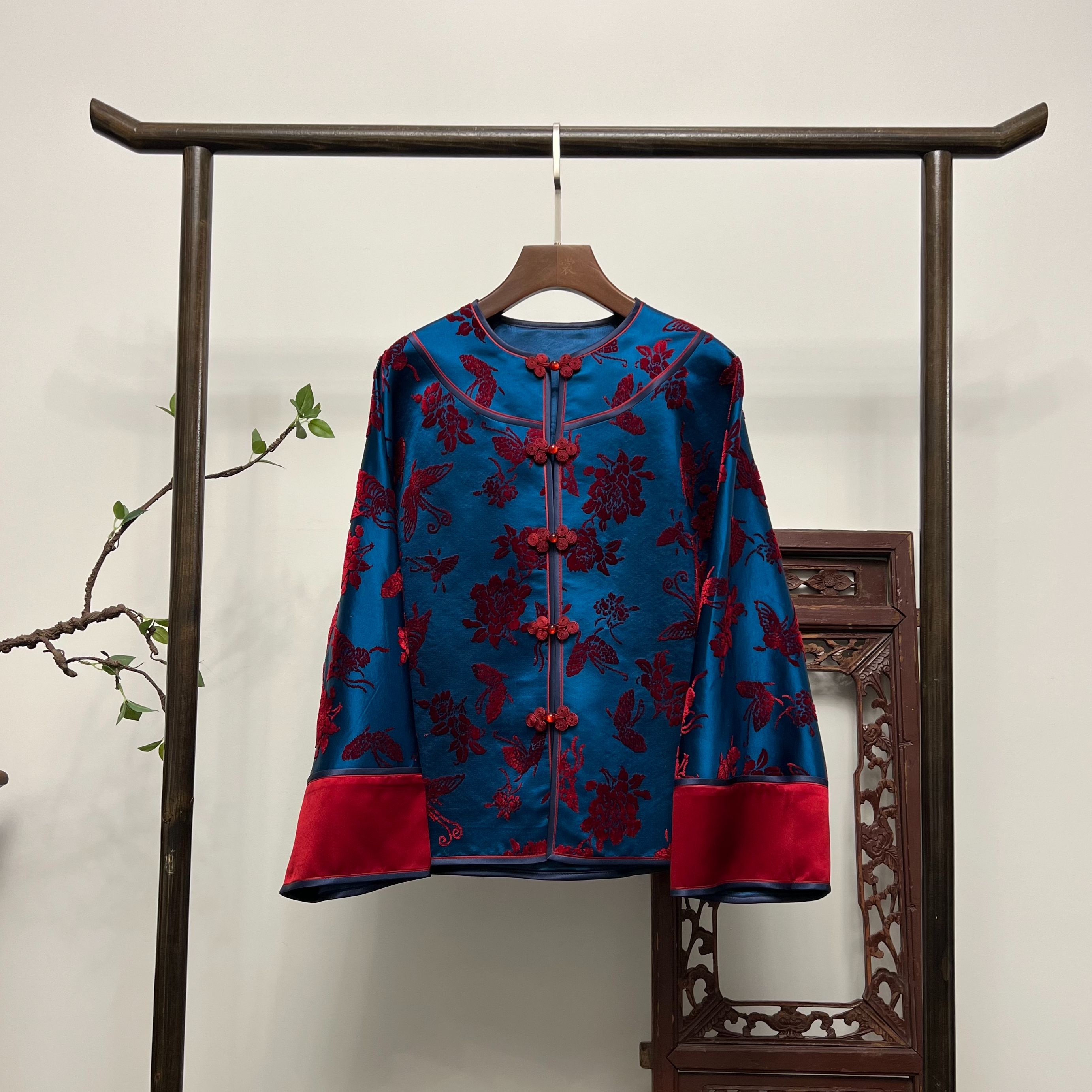 【桃喜】全熟丝漳绒缎外套桑蚕丝上衣W50128