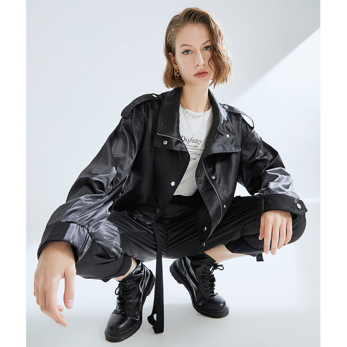 【粉丝专属】潮流机车风外套女春季百搭酷飒翻领短款长袖上衣