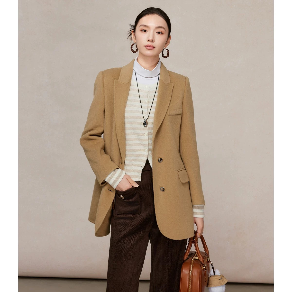 【商场同款】曼德诗全羊毛毛呢外套冬季双面呢大衣M426302870