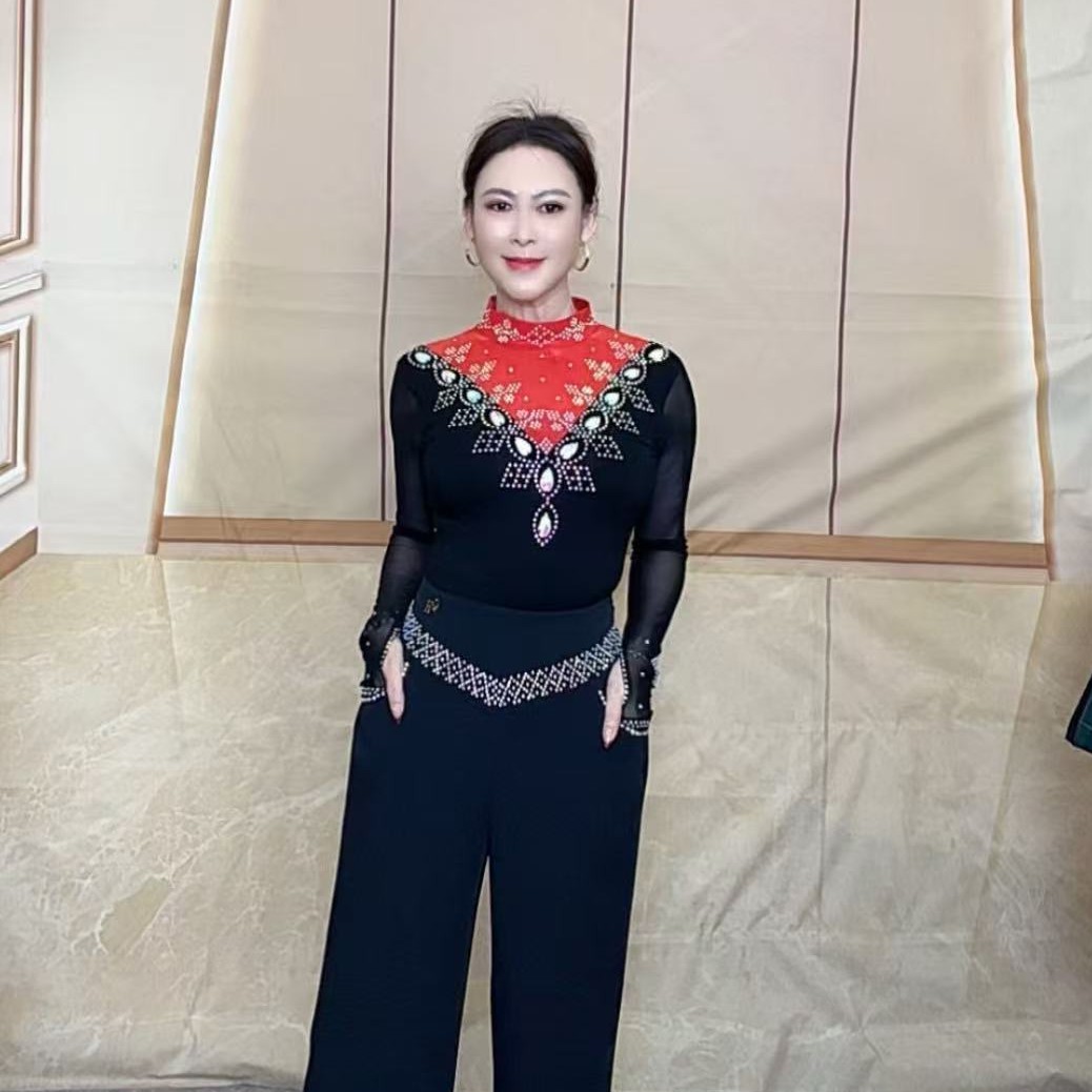 广场舞水晶麻网纱绣百搭款.