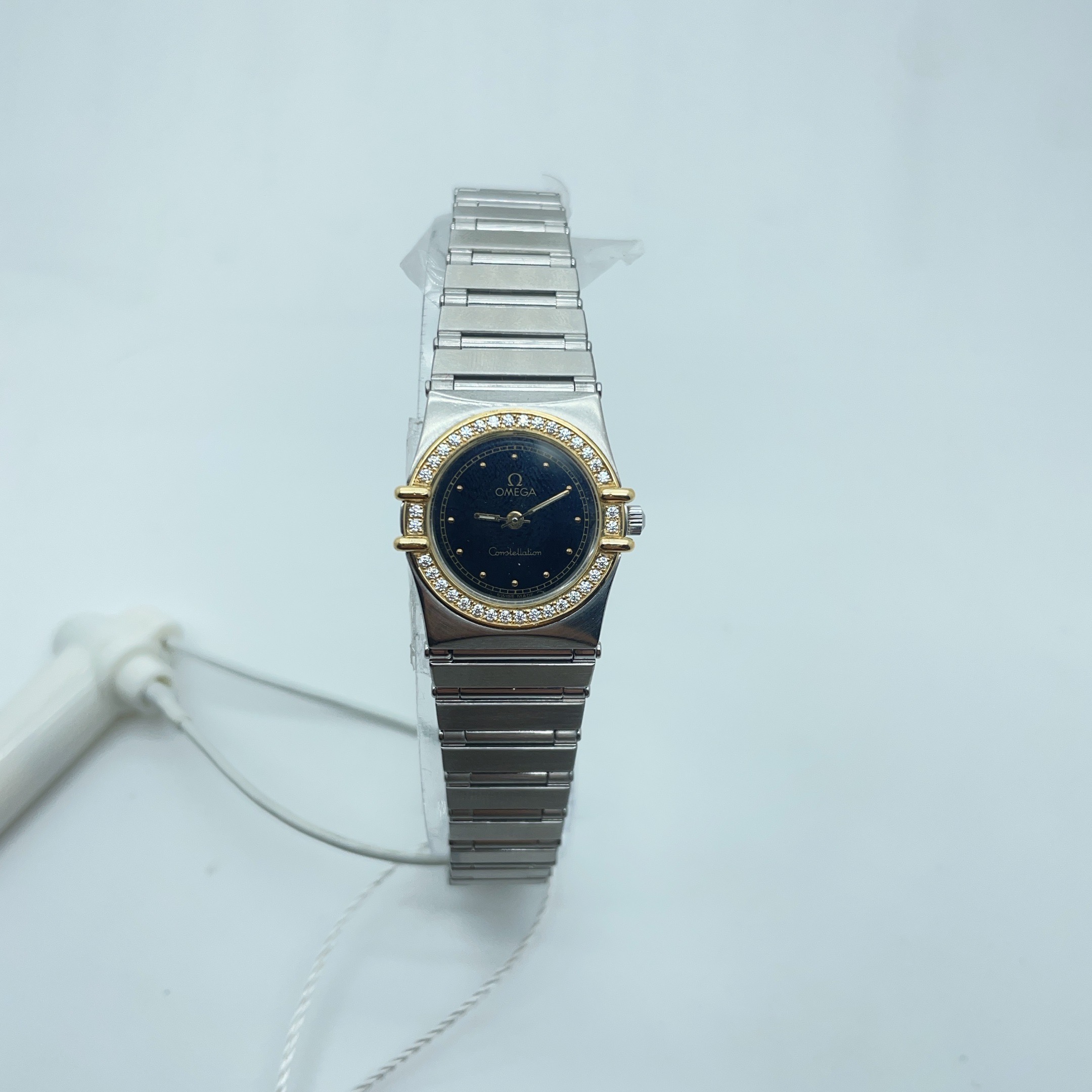 95新 Omega/欧米茄 70300/星座系列/女士石英腕表/23盘/后钻盘