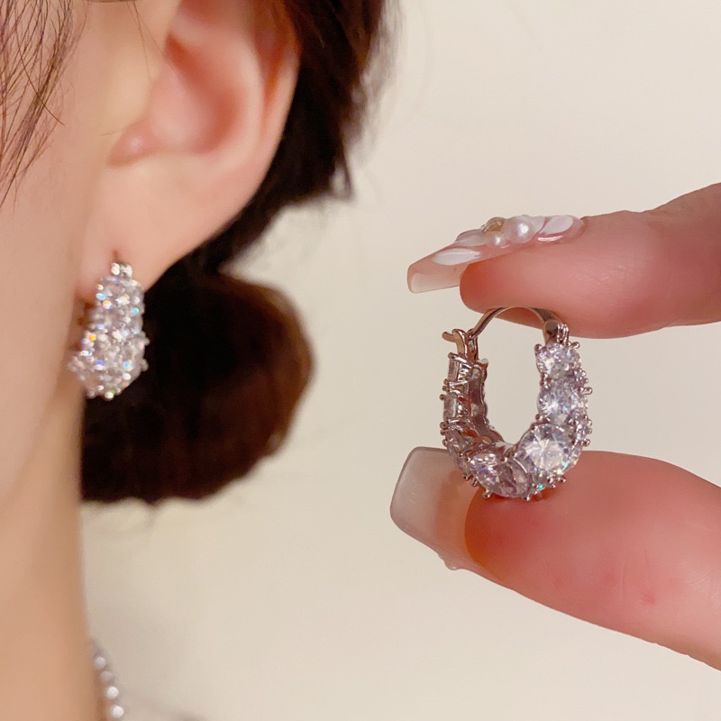 铜合金耳饰 「气质百搭」轻奢高级感圆环耳扣精致时尚超闪耳环F1160