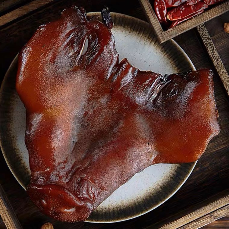 正宗湖南烟熏腊猪脸肉邵阳农家特产腊猪头腊猪嘴腊脸皮500g