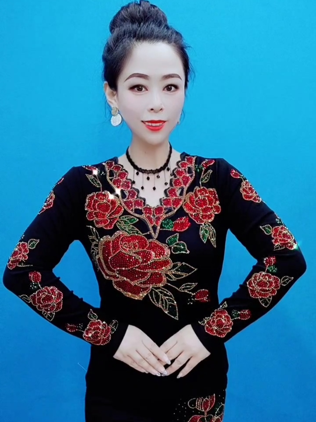 新款时尚973大码女士中老年修身显瘦长袖秋季打底衫网红百搭