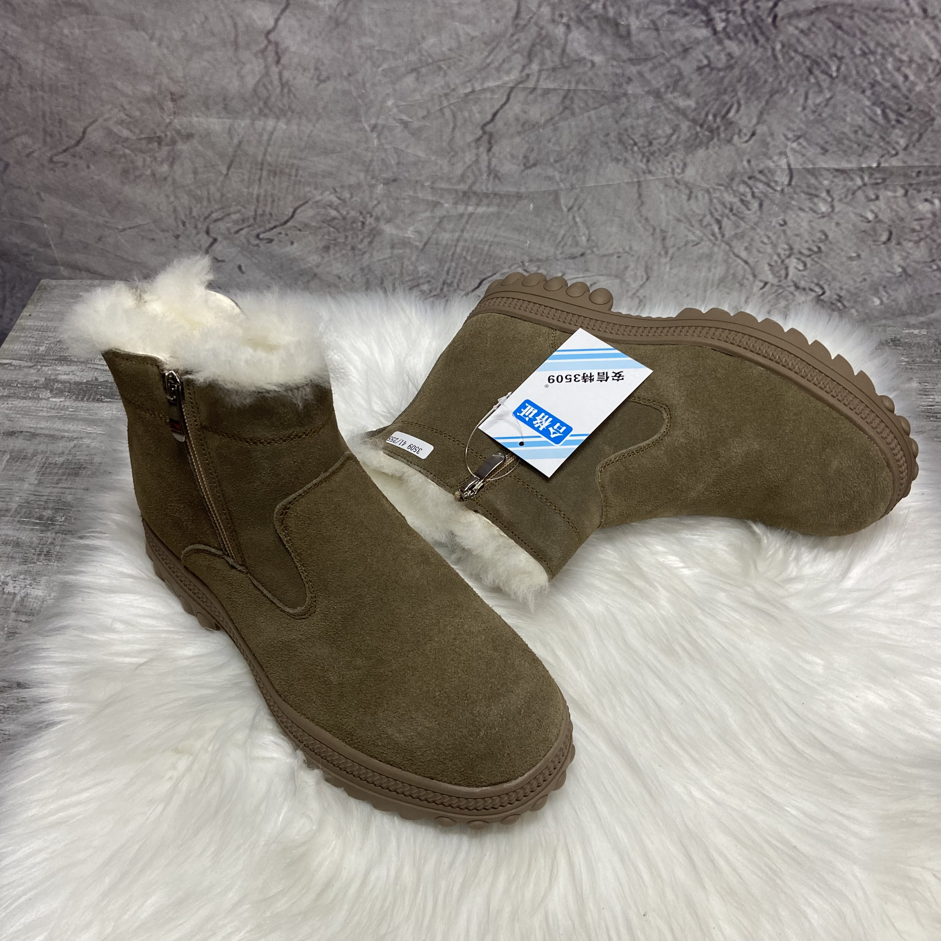 皮毛一体雪地防滑加厚透气耐磨保暖冬季户外棉鞋冬季加绒棉鞋男