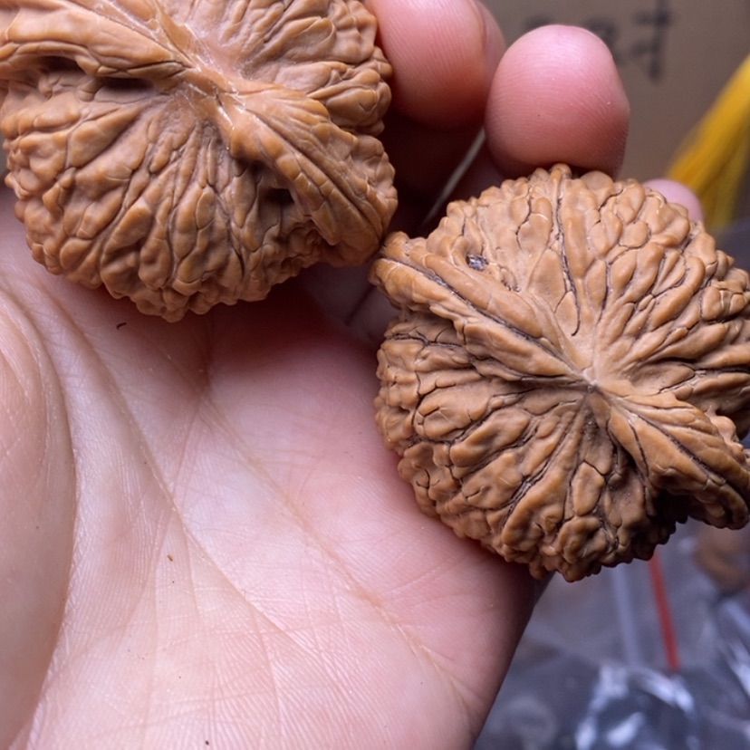 【闪购商品】文玩核桃吊坠太**西49