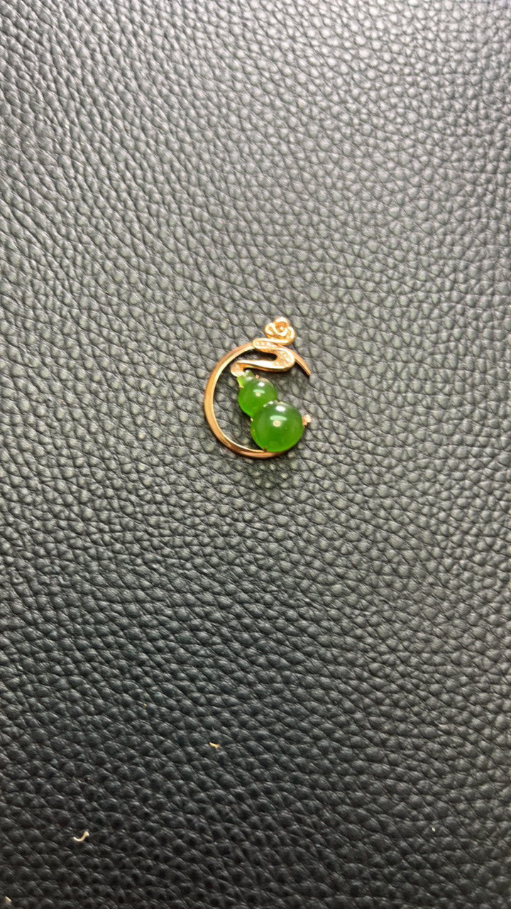 和田玉925银镶葫芦吊坠