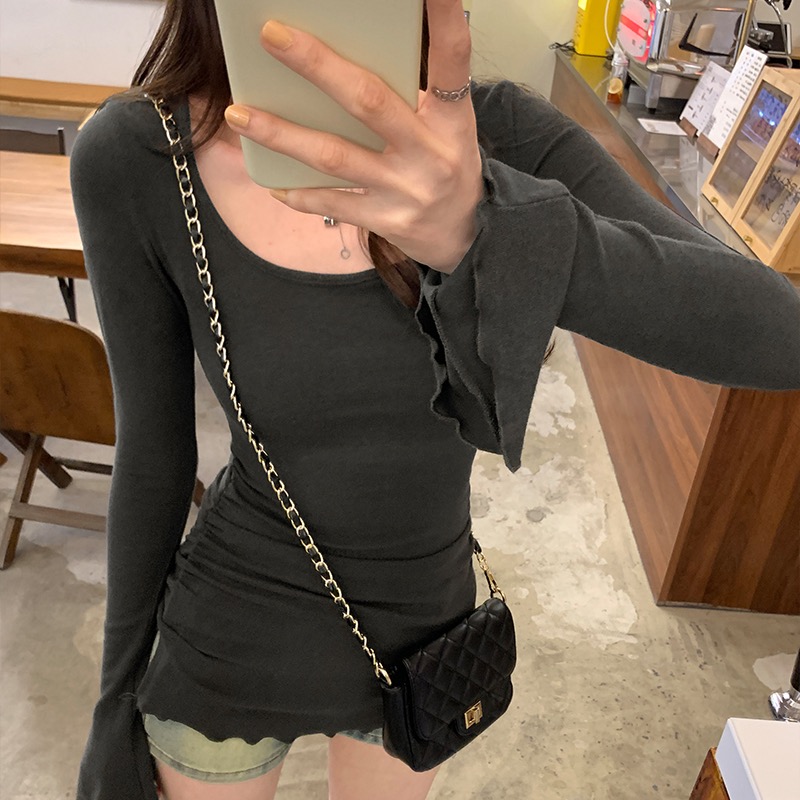 孕妇美式辣妹低领修身喇叭袖T恤女2024春季新款中长款打底衫