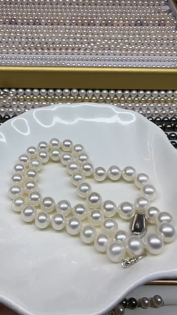 【闪购商品】淡水珍珠颈饰银S925镶嵌淡水珍珠