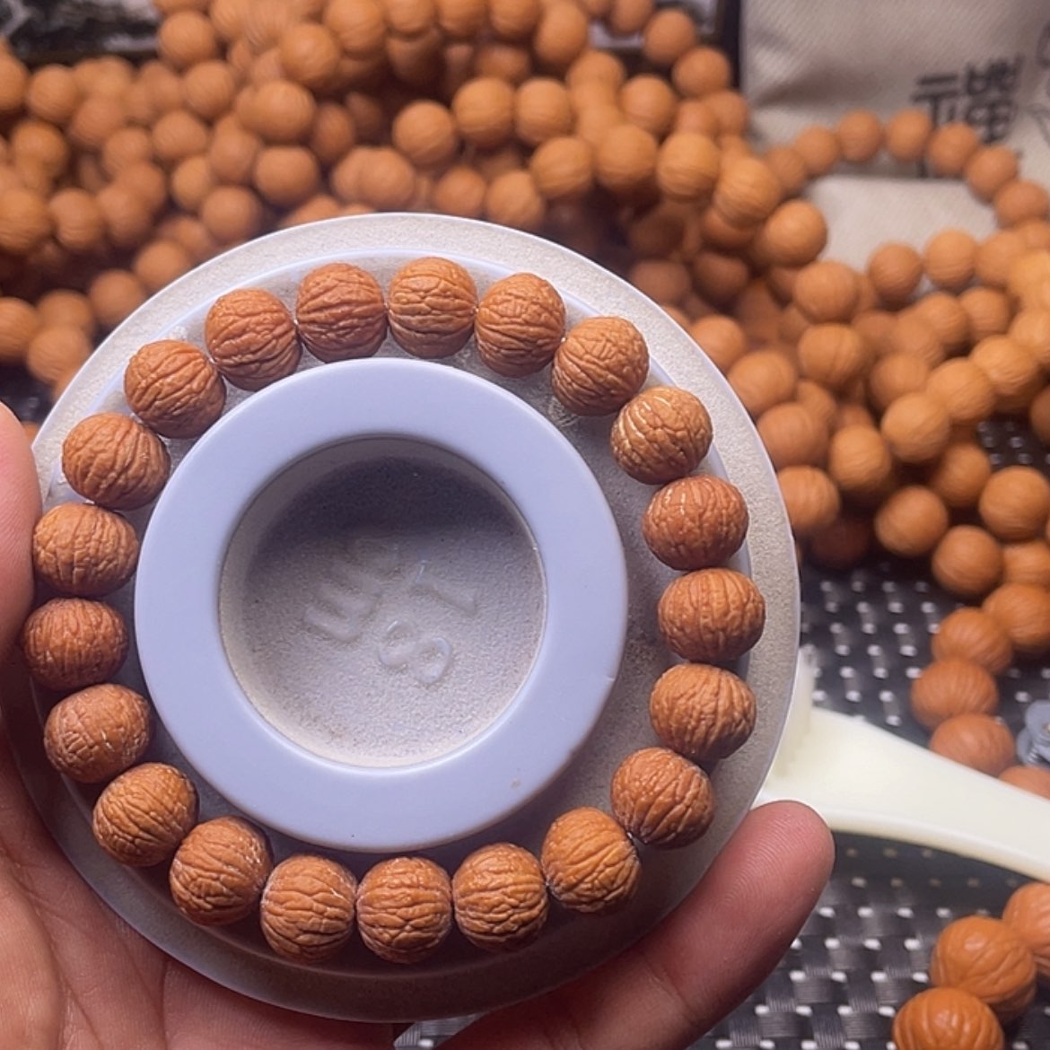 【闪购商品】猴头核桃吊坠野生麒麟纹凤羽12
