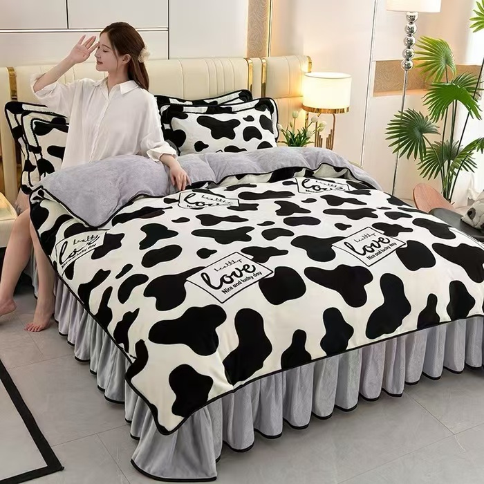 冬季加绒加厚牛奶绒床品抗静电床裙款三件套