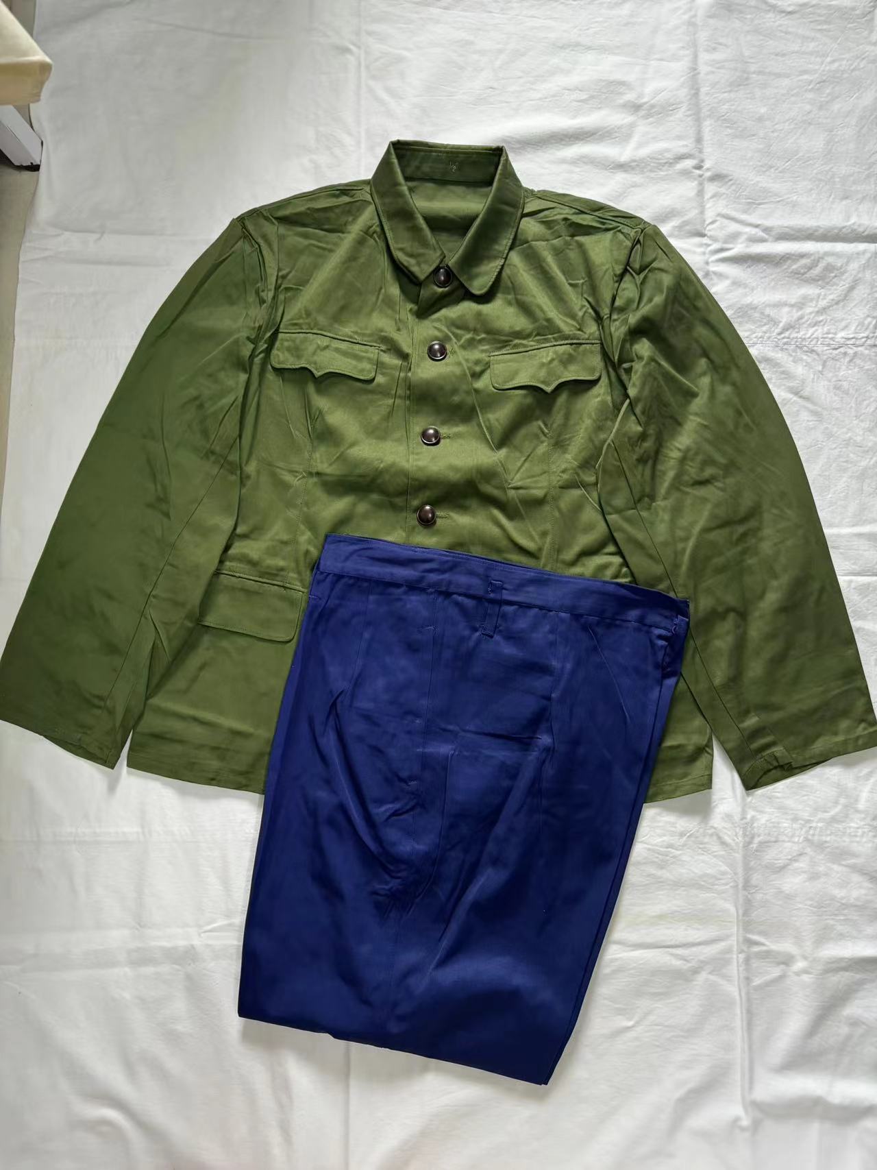 老式陆伍上黄下蓝胶木扣冬装涤卡套装