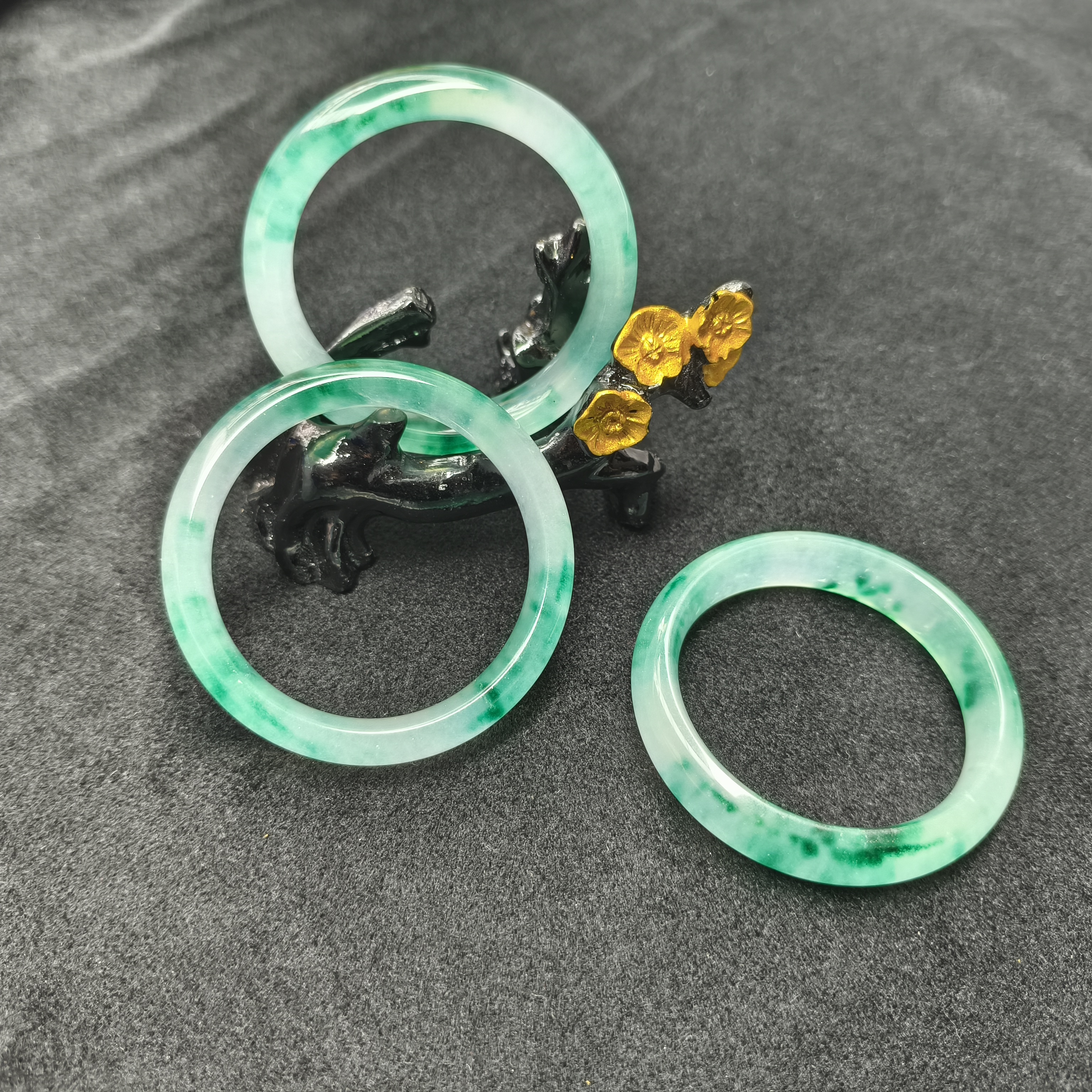 SZ701【福佑多】冰飘花石英质玉手镯多样性发货 拍一发一