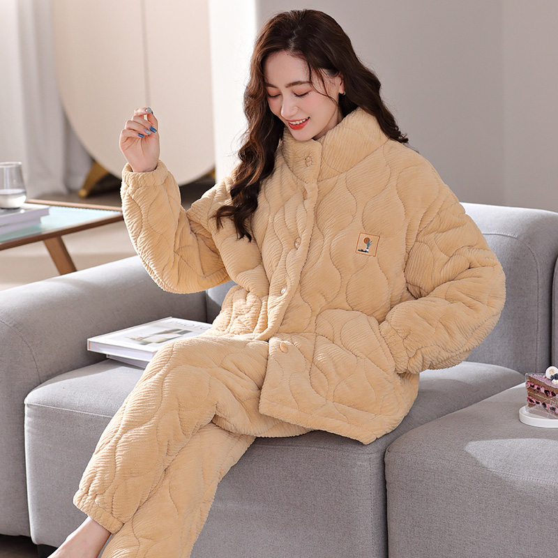 芬腾可安三层夹棉睡衣女冬季加厚加绒珊瑚绒法兰绒大码家居服套装